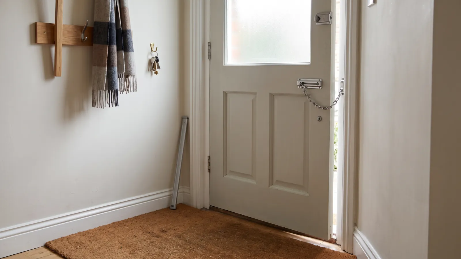 Door chains, bars and portable locks compared for UK households